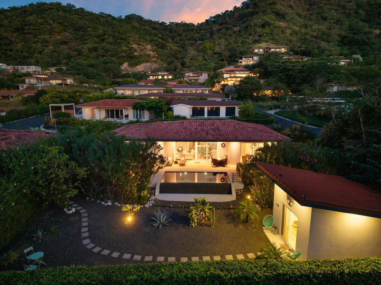 The Haven: Spacious Home + Private Casita in Gated Mar Vista Community - Gallery image 55