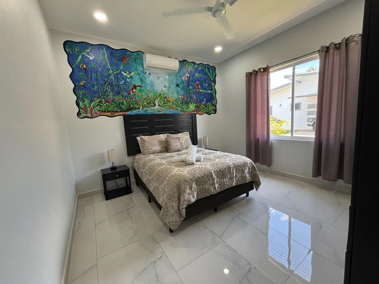 Modern 3BR Home with Exceptional Airbnb Potential Near Manuel Antonio - photo 7