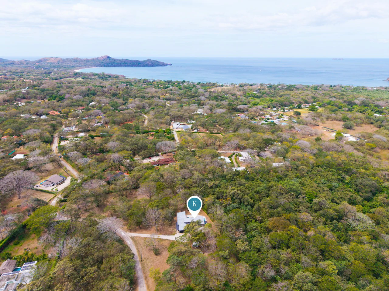 Casa Avalon: New 4-Bedroom Home on 1.48-Acre Lot – Build 2 More Structures, Just Minutes from the Beach! - Gallery image 33