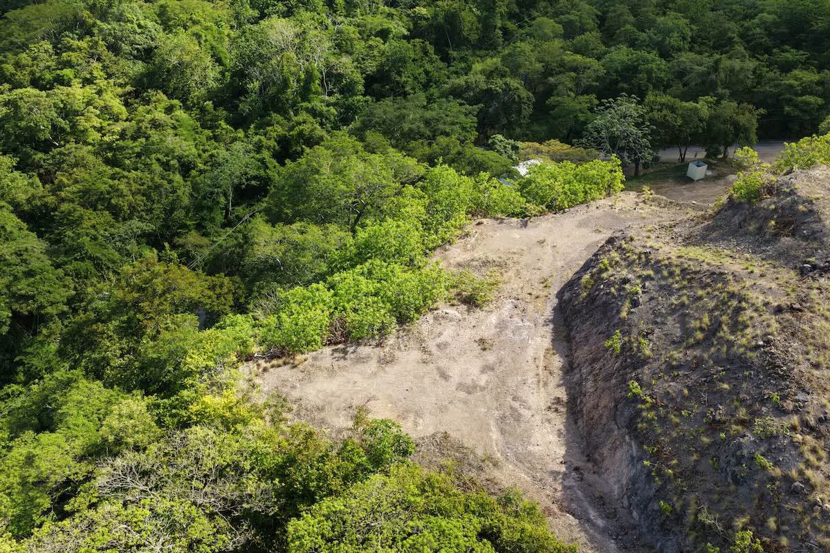 2,045m2 Ocean View Mixed-Use Lot In Playa Grande - photo 9