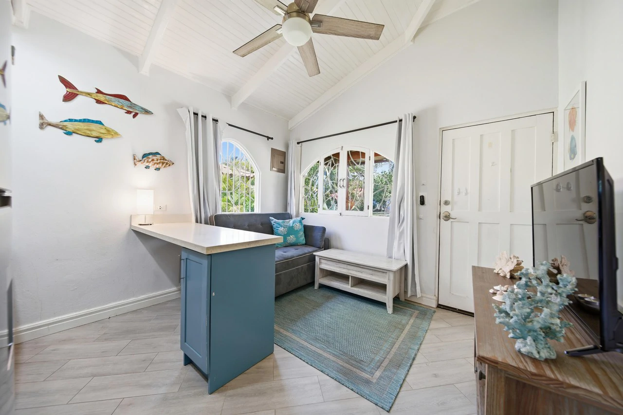 Casa Elsa Villaggio II – Unit 406A: Tropical Condo Near Potrero Beaches - Gallery image 2