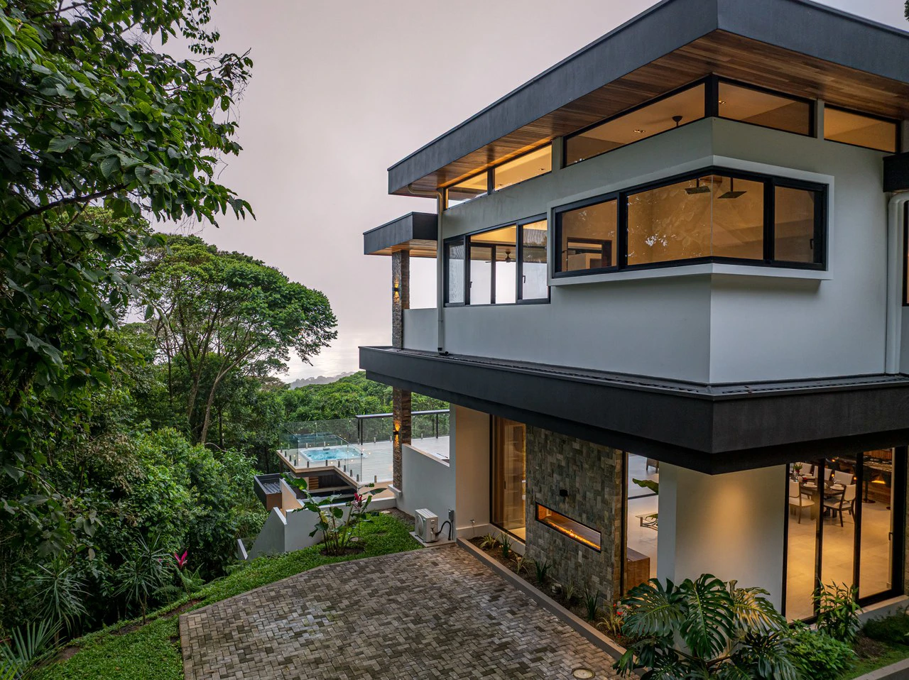 Casa Koules: Architectural 5-Bedroom Oceanview Estate in Prestigious Costa Verde Estates - Gallery image 73