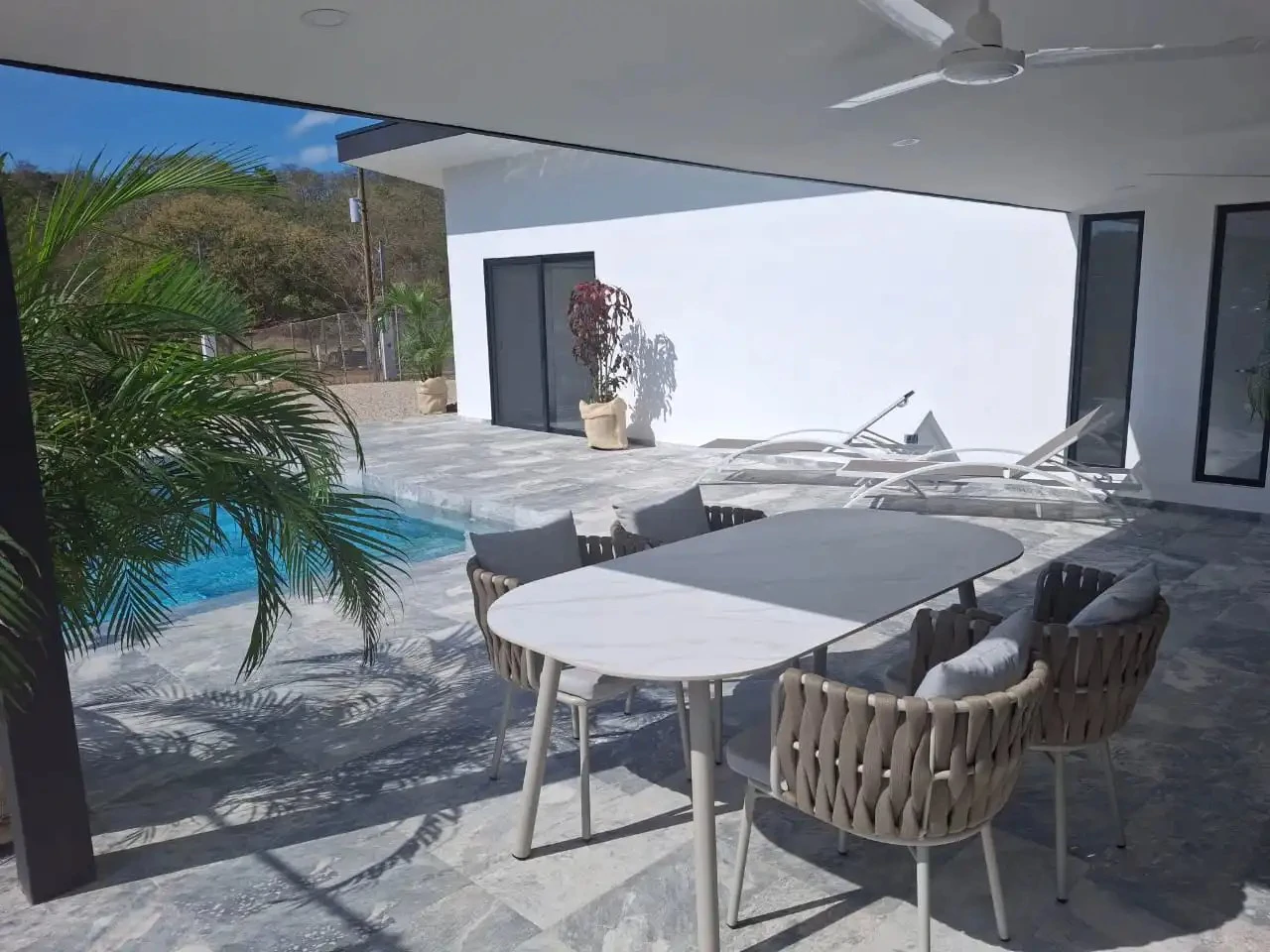 House For Sale in Playa Tamarindo - Gallery image 6