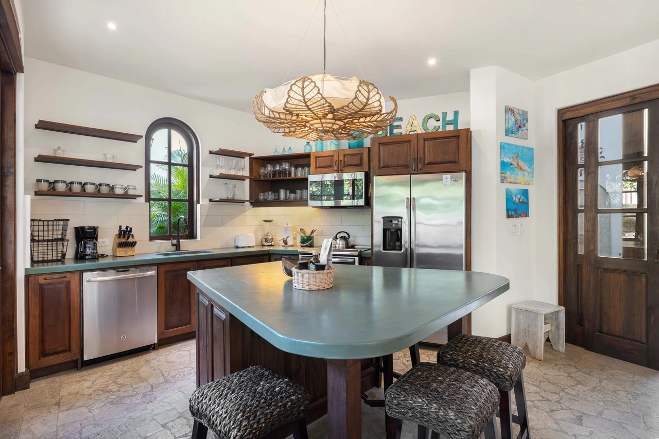 10 Plaza Carlota: A Rare Single-Level Gem in Las Catalinas - Gallery image 8