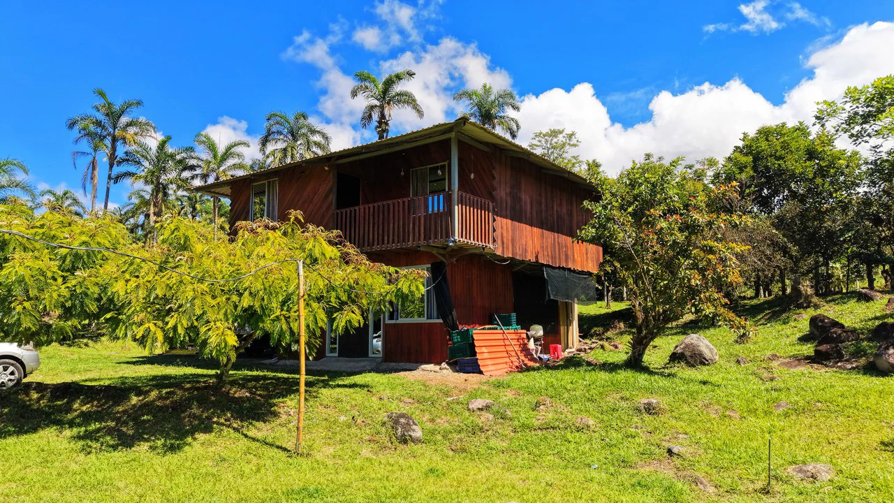 Countryside House For Sale in Cajon - Gallery image 7