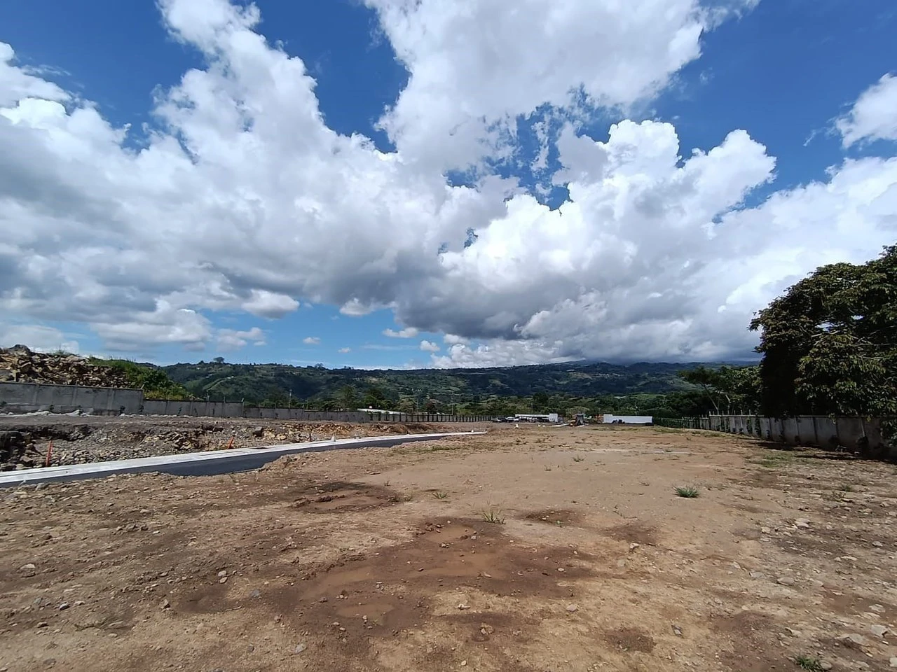 Lot for sale in gated community mountain view Cachi Cartago Costa Rica - Gallery image 15