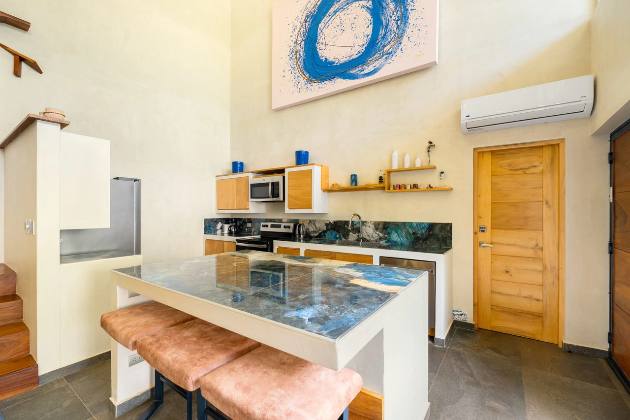 Pierre & Colors: | Prime Corner Lot | Turnkey Income Property - Gallery image 9
