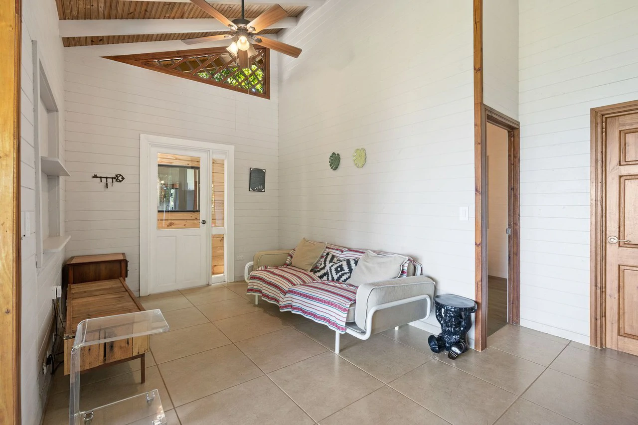 1.6 ACRES – 3 Bedroom Ocean And Mountain View Home With Pool, Public Road Frontage, ASADA Water, Room To Expand!!!! - Gallery image 18