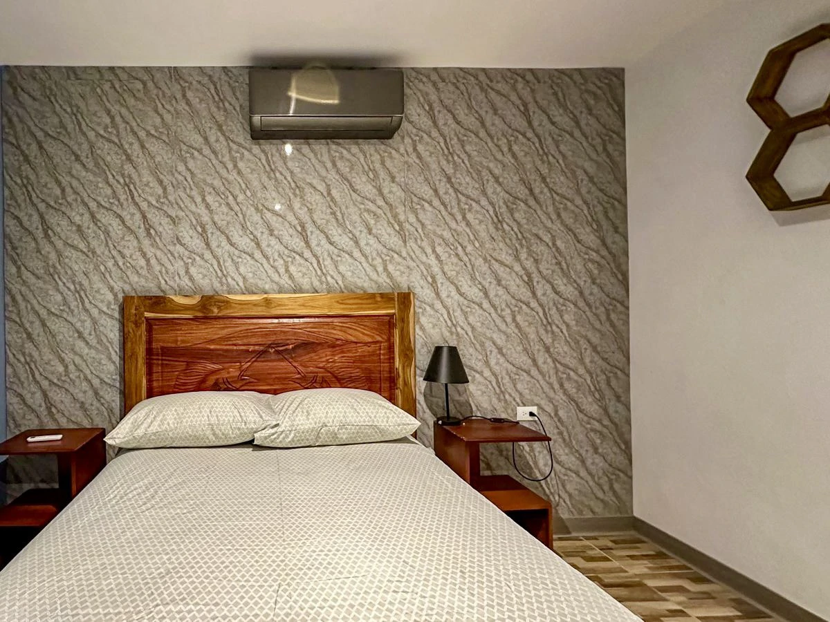 2-Bedroom Home with 3 Fully Furnished Apartments In Puerto Jimenez - Gallery image 31
