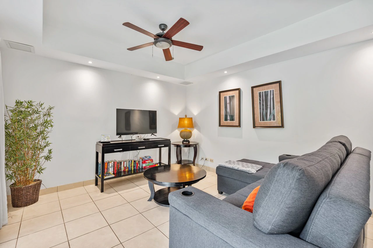 Casa Del Sol 25:  Beachside Condo in Playa Potrero. - Gallery image 3