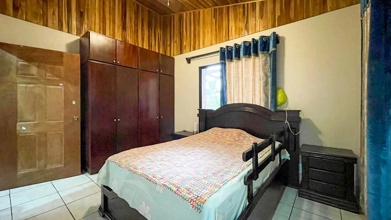 Discover Your New Home in Atenas, Costa Rica: The Best Climate in the World and a Strategic Location - Furnished - Gallery image 9