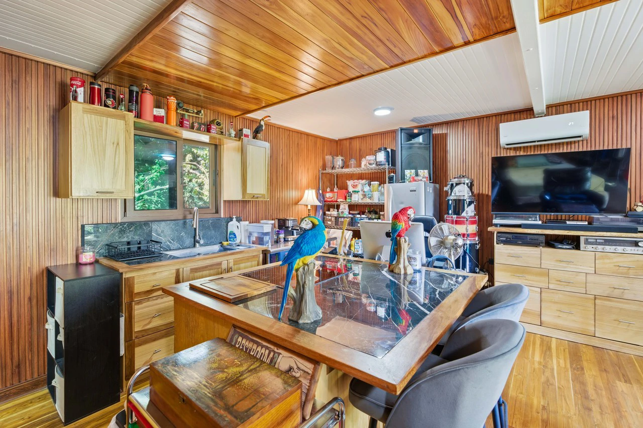 Bougainvillea Tropical Bungalows: Income-Producing Coastal Property – 25% down Owner Financing - Gallery image 33