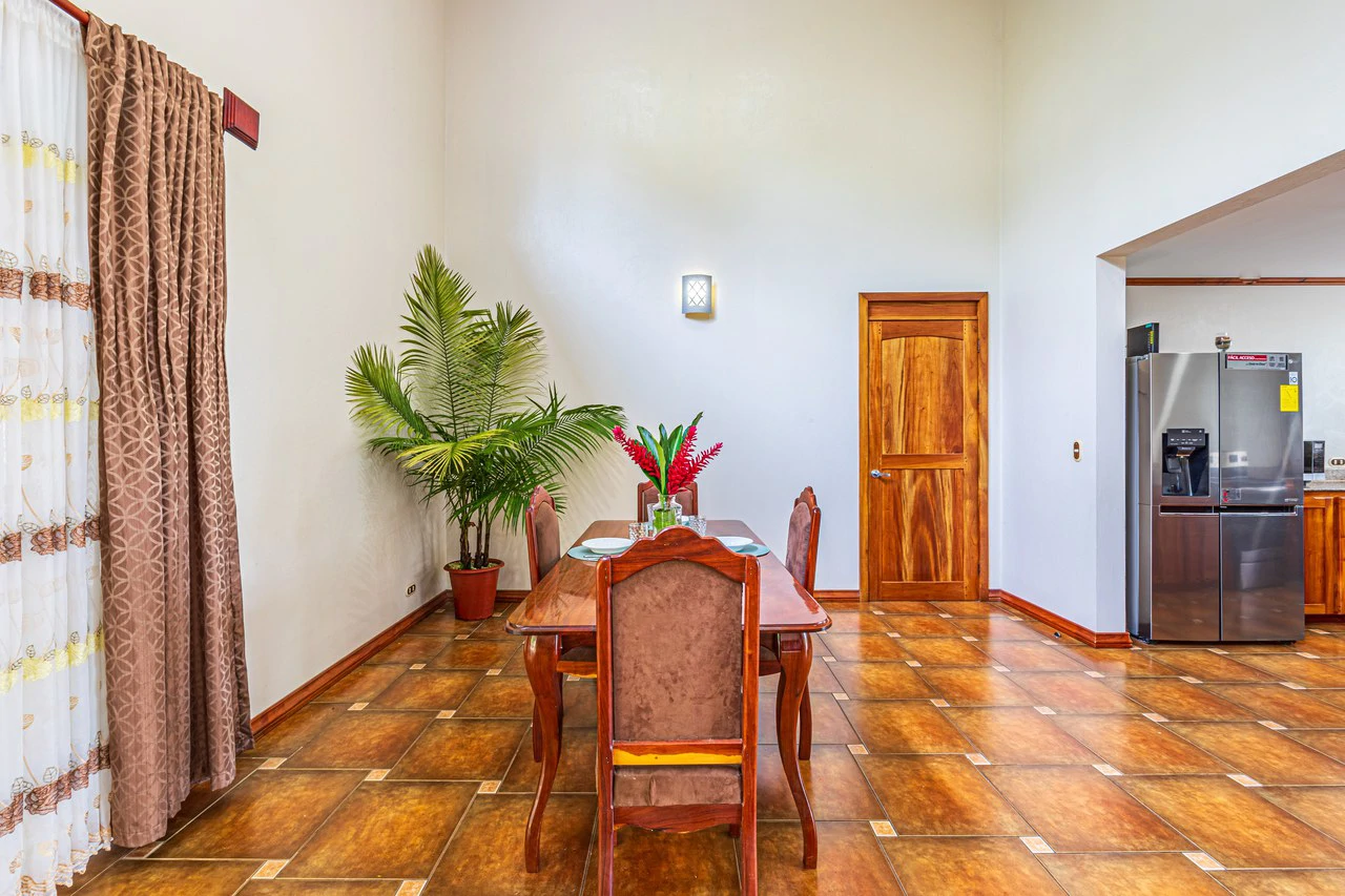 Happy Daze in Uvita: Commercial Building Opportunity in the Heart of Uvita. On Creek with Beautiful Jungle View - Gallery image 47