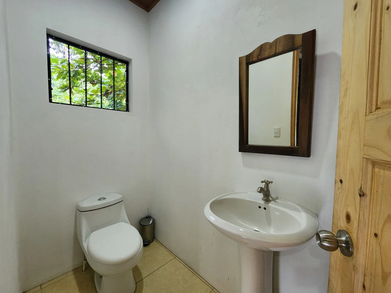 FOR SALE IN UVITA HOUSE WITH STUDIO APARTMENT AND RIVER ACCESS - Gallery image 18