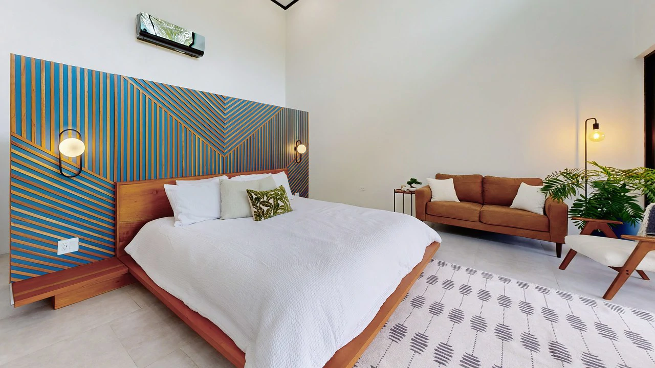 Casa Oropéndula: Modern Jungle Home for Sale Near Dominical, Costa Rica | 3BR, 2.5BA, 3.44 Acres with Creek - Gallery image 6