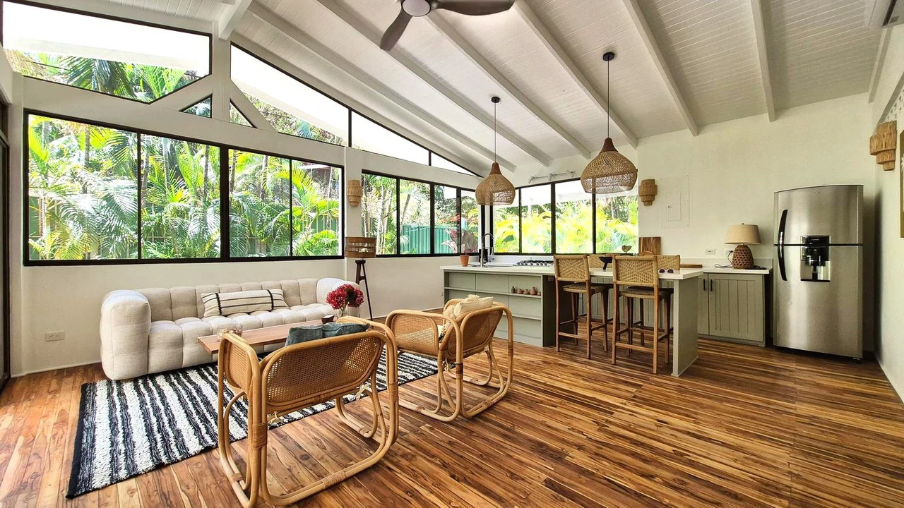 Casa Sol: Casa Sol – A Tropical Beach-Style Home with Pool, Designed for Year-Round Vacation Living - Gallery image 6