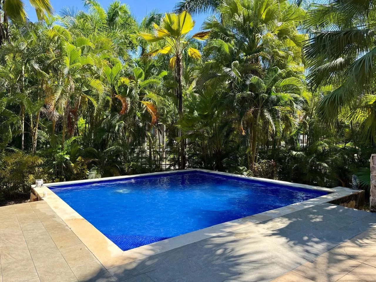 STONE CASTLE: $622,000 USD Your very own "Private Stone Castle" in Costa Rica's Blue Zone. - Gallery image 3