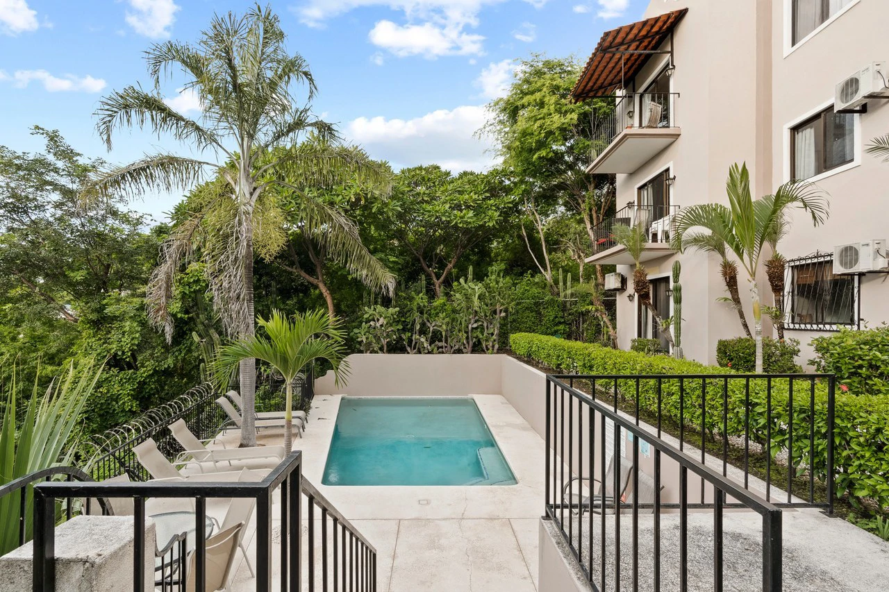 sunset hill unit 5: Cozy Ocean-View Condo for Sale – Walk to Tamarindo Beach - photo 17