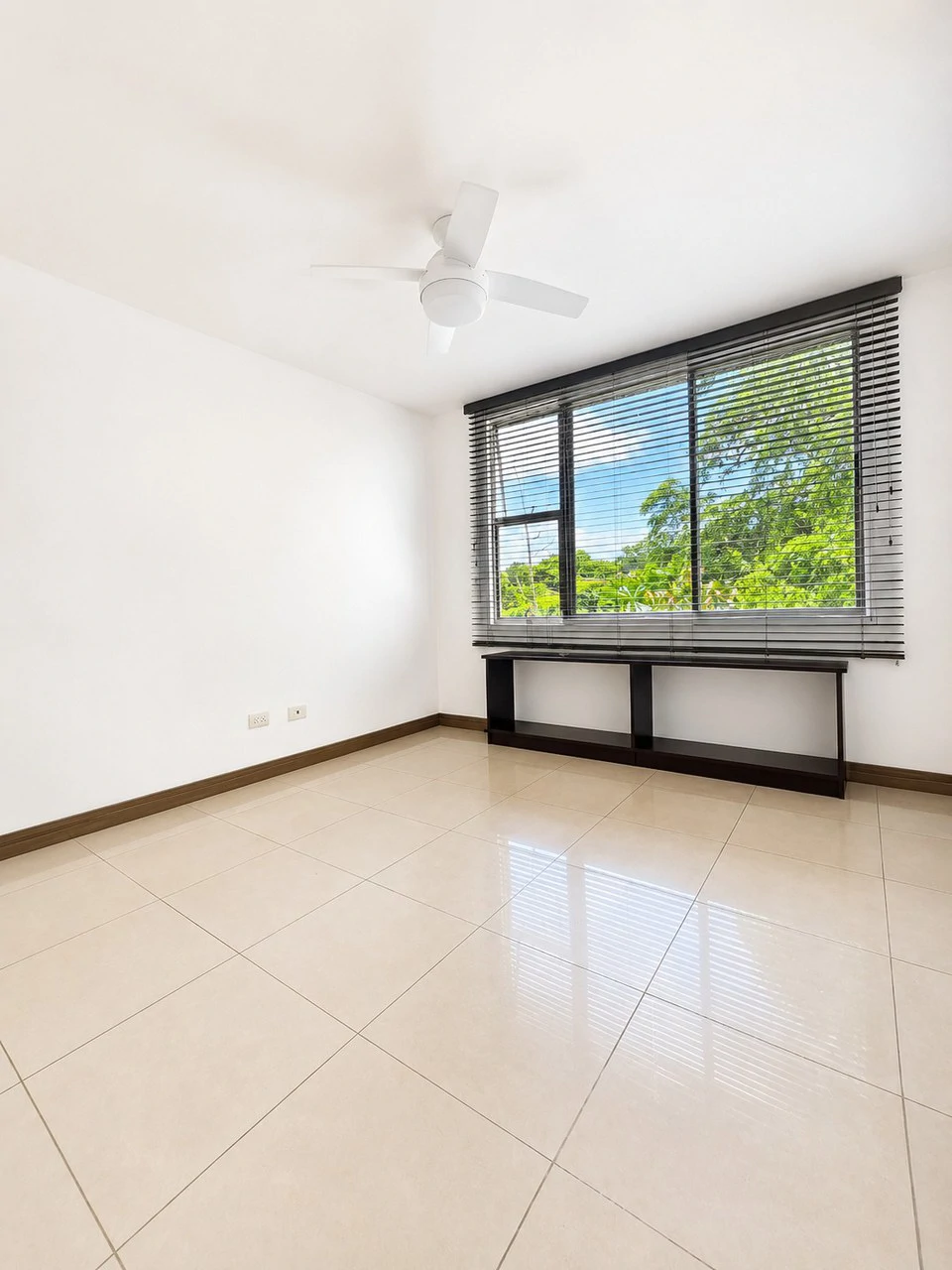 Modern 4 Bedroom House for Sale with Mountain Views in Brasil de Mora Ciudad Colón - Gallery image 13