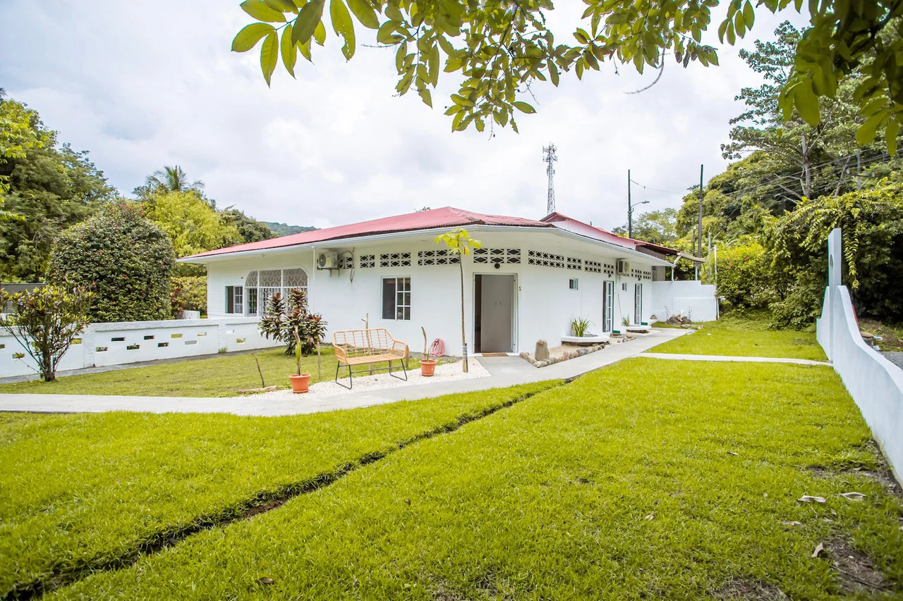 0.81 ACRES – Turn-Key Riverside Business & 3 Bedroom Home Near Dominical!!!: Near the Coast and Riverfront Hotel/Resort/Hostel For Sale in Dominical - Gallery image 49
