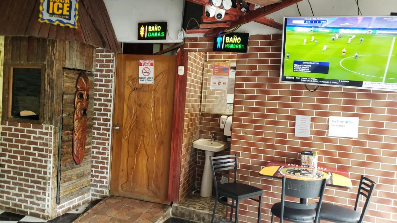 Near the Coast Bar/Nightclub For Sale in Bratsi - Gallery image 8