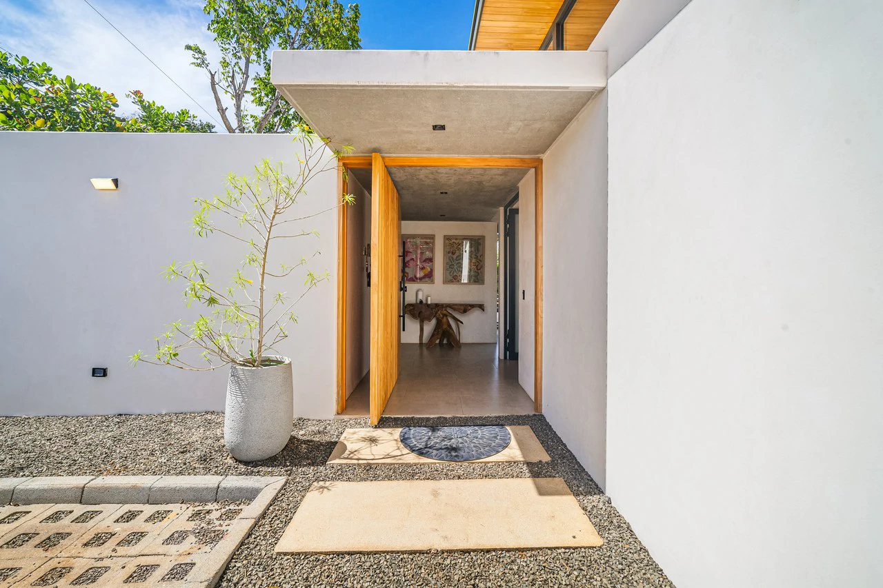 Casa Ballena: Tropical Modern 3-Bed Home in Avellanas, Guanacaste - Gallery image 5