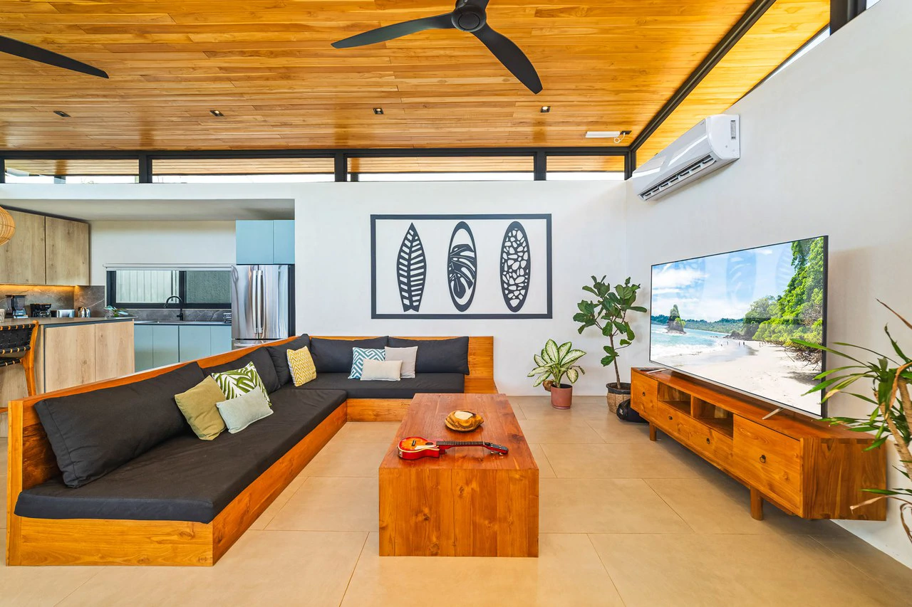 Casa Ballena: Tropical Modern 3-Bed Home in Avellanas, Guanacaste - Gallery image 11