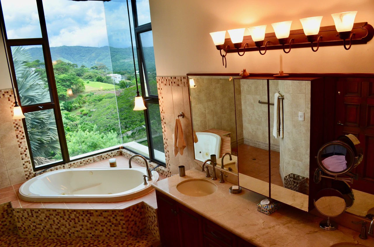 Mountain Condominium For Sale in Ciudad Colón - Gallery image 21