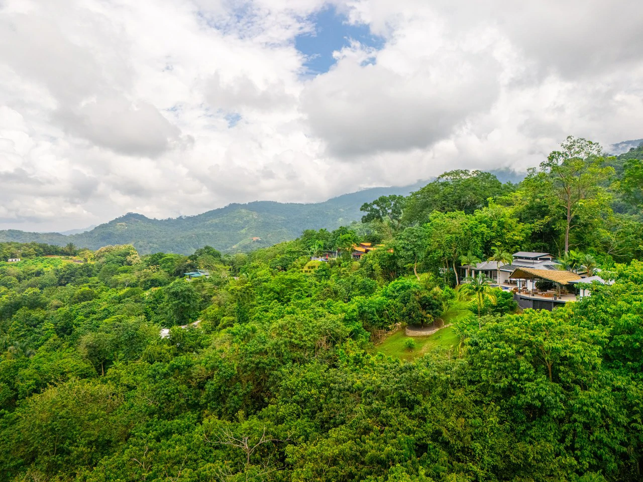 Casa Amarilla – Oceanfront Luxury Meets Sustainable Living in Tres Rios: Mountain House For Sale in Tres Rios - Gallery image 73