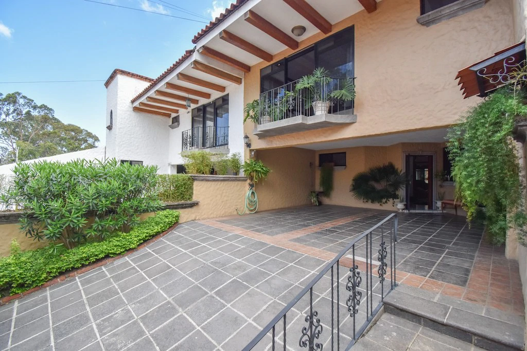 House For Sale in San Antonio - Gallery image 22