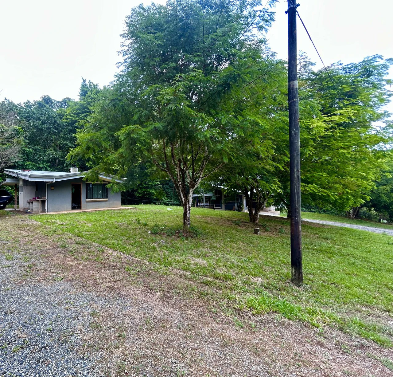 Fixer-Upper Home with an studio Office in Palmar Norte on a 7.58 Acres Property - Gallery image 9