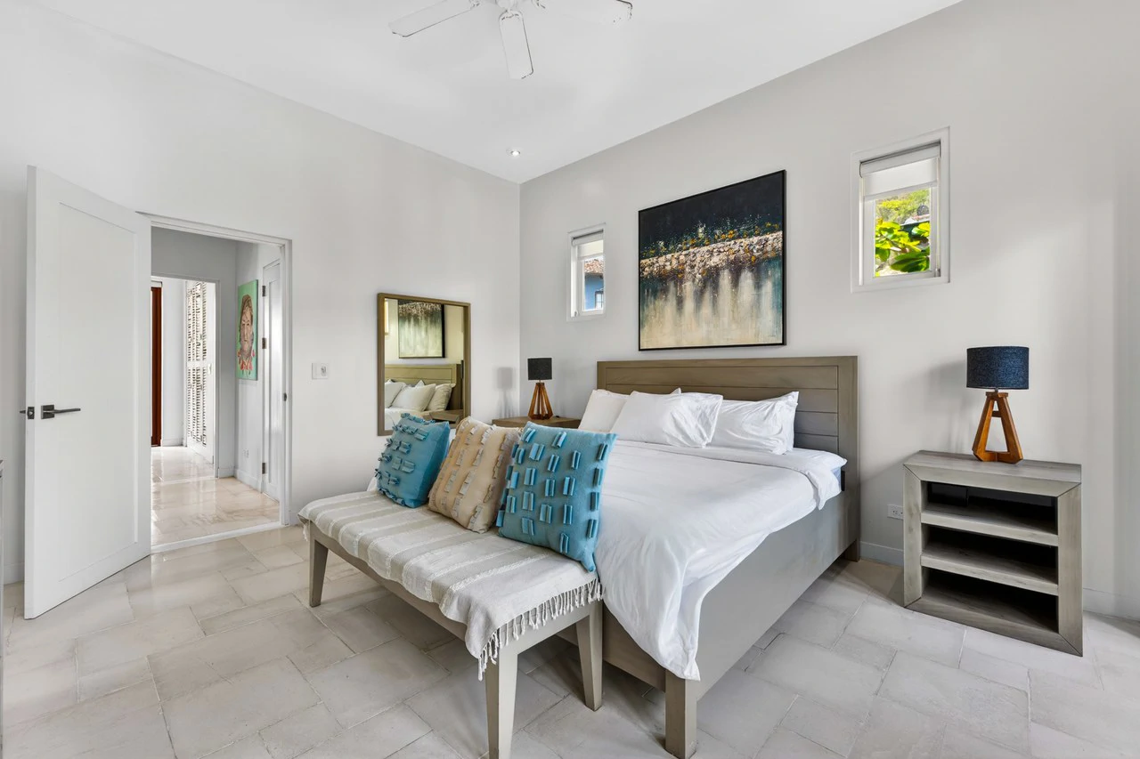 25 Paseo Del Mar: Best-Priced Beachfront Home in Las Catalinas - Gallery image 21