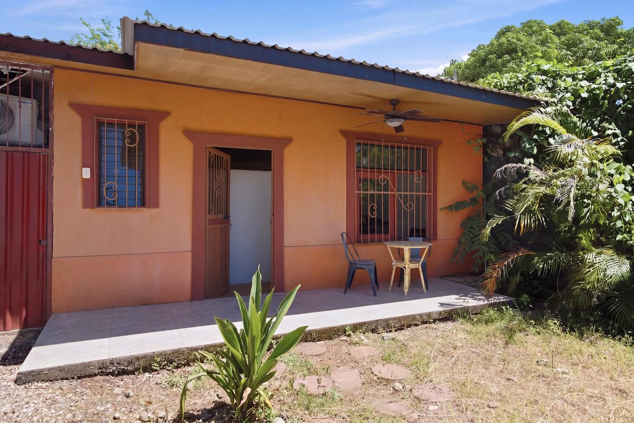Casa De Anna: Two Homes on One Lot in Huacas, Costa Rica - photo 7