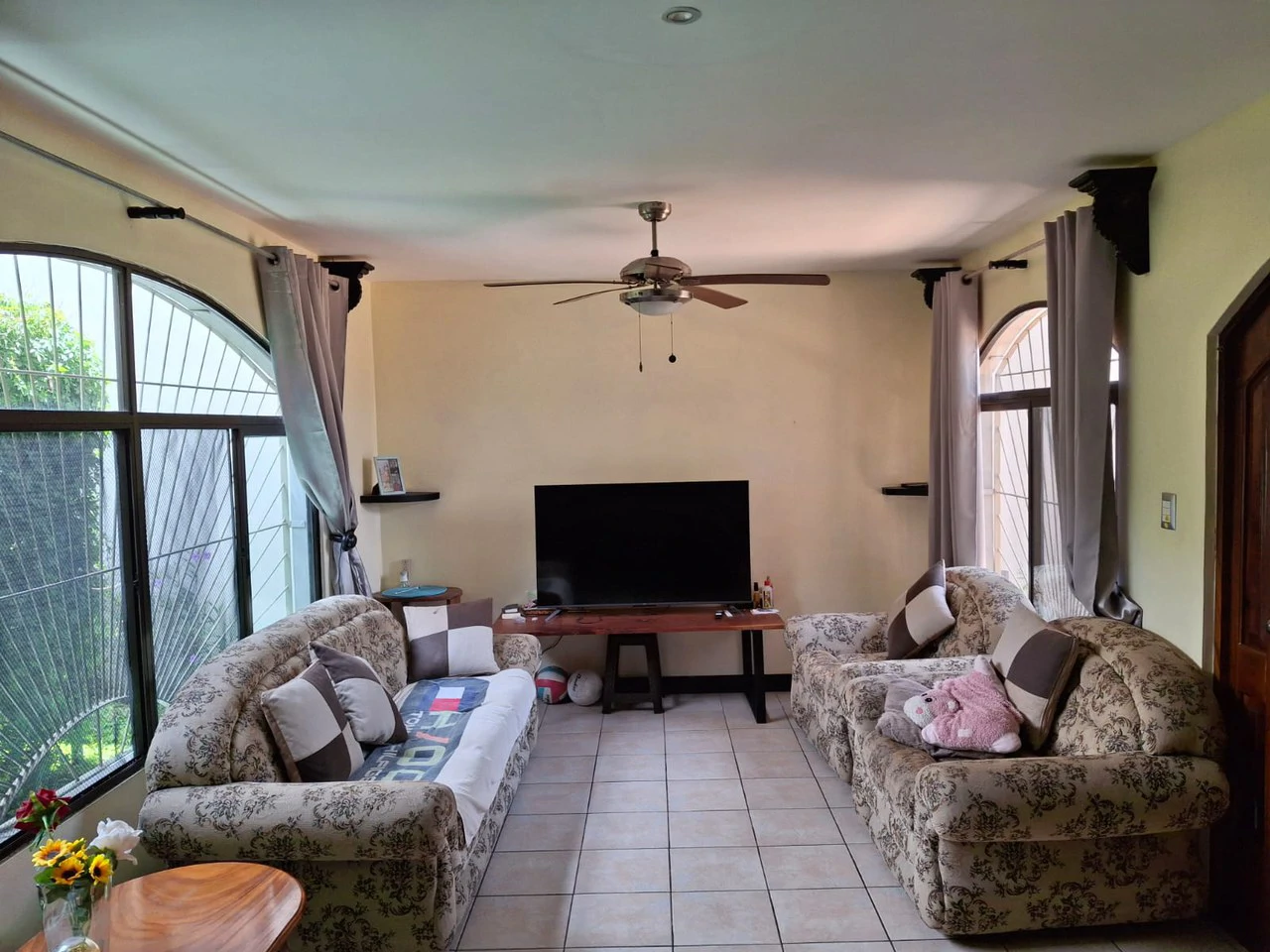 Casa Naranjales: 5 bedroom 2 story home in central Grecia - Gallery image 7