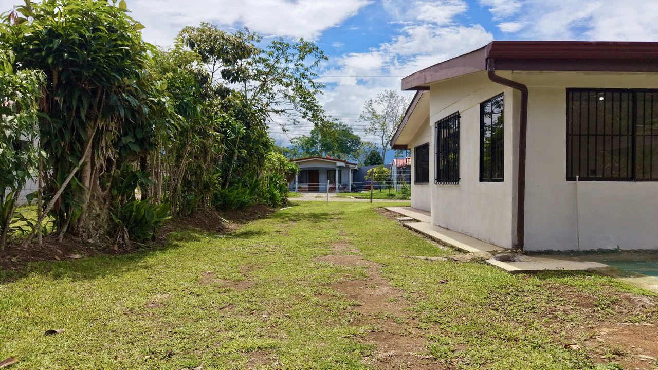 House For Sale in Daniel Flores - Gallery image 31