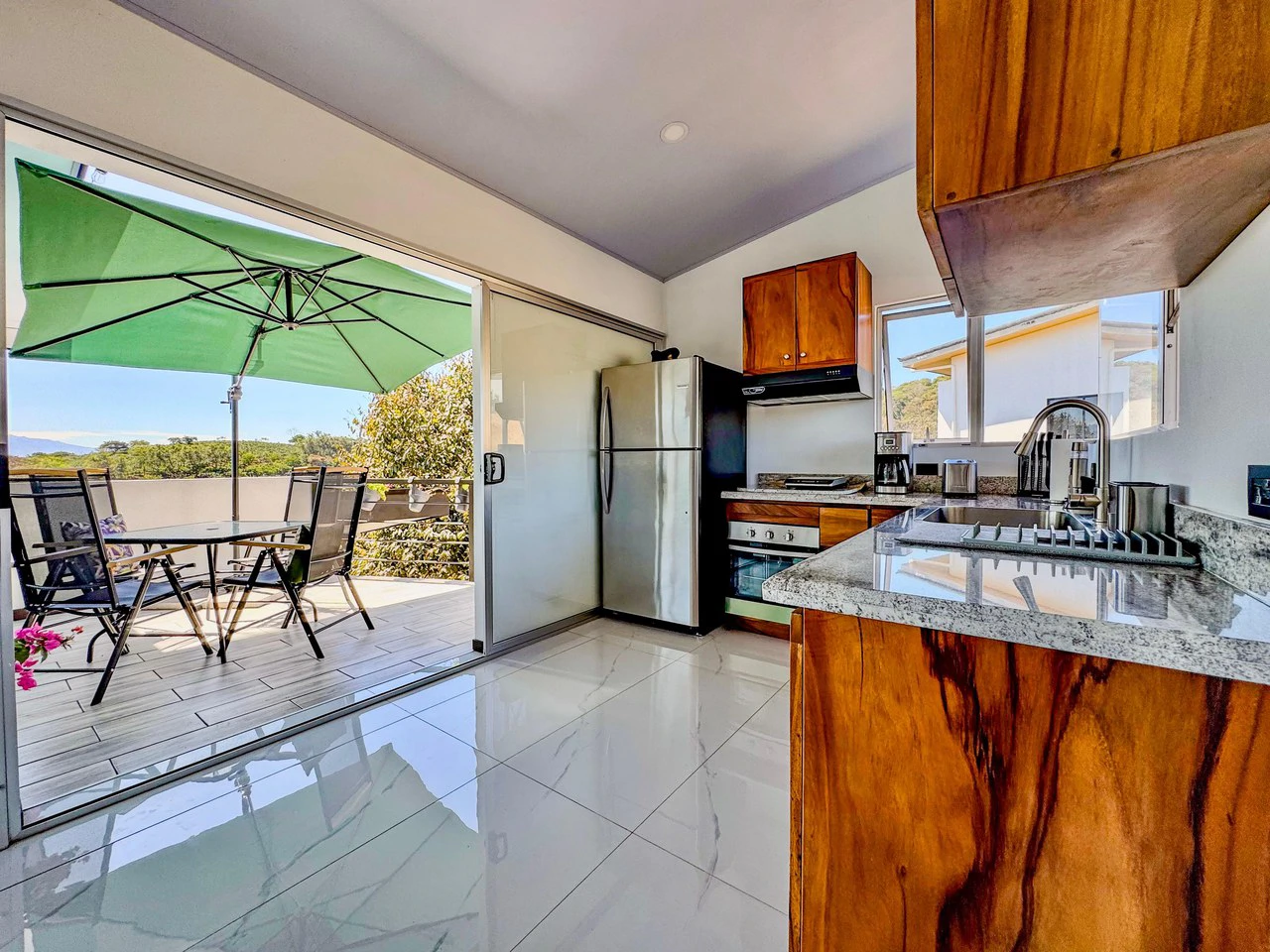 Modern House with Panoramic Views in Naranjo - Gallery image 7