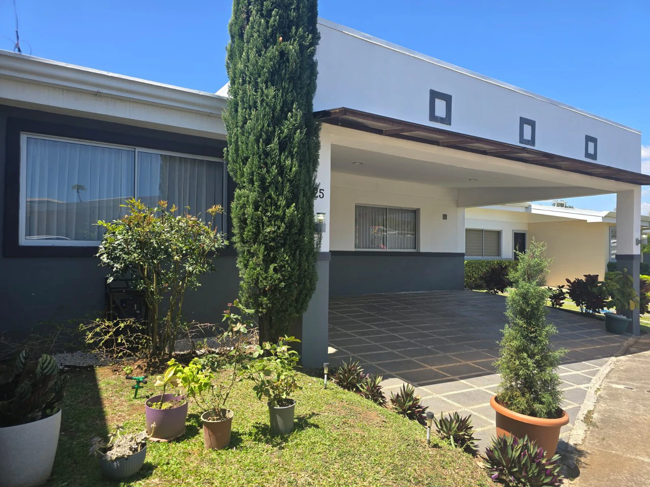 Beautiful House for Sale in a Gated Community - Gallery image 32
