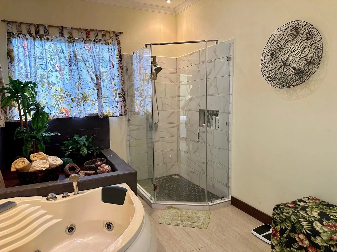 Ocean Dreams 6: $259,000 USD Gated Los Delfines Golf & Country Club Beachfront Village - Gallery image 10