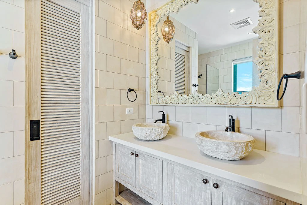 Villa Santorini: Four-level Oceanview Estate Nestled in the Hillside of Las Catalinas—Costa Rica’s Premier Car-free Beach Town. - Gallery image 32