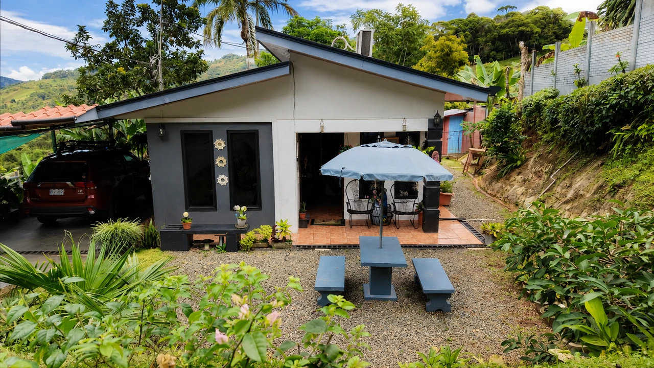 House For Sale in Páramo