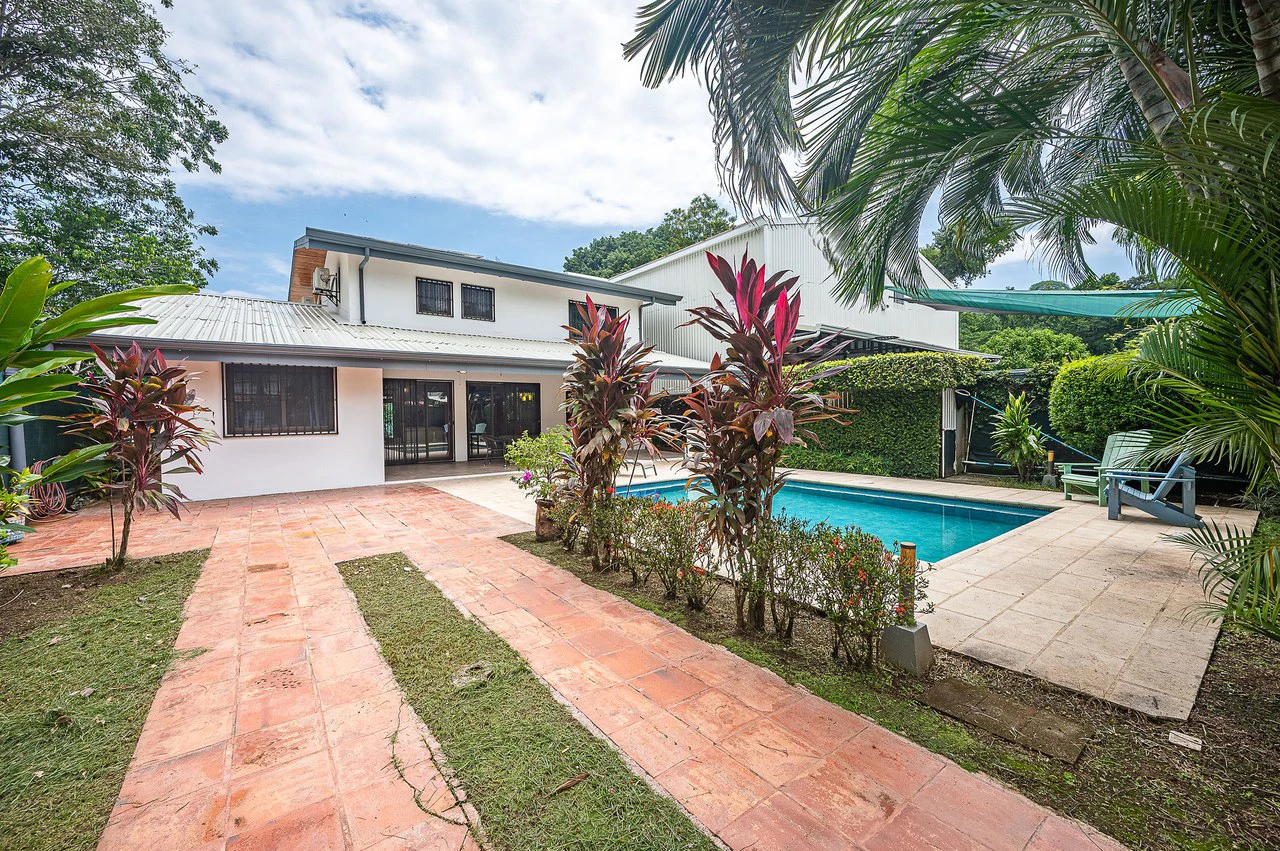 Modern Coastal Affordable 3-bedroom Home Near Los Sueños Resort - Gallery image 39