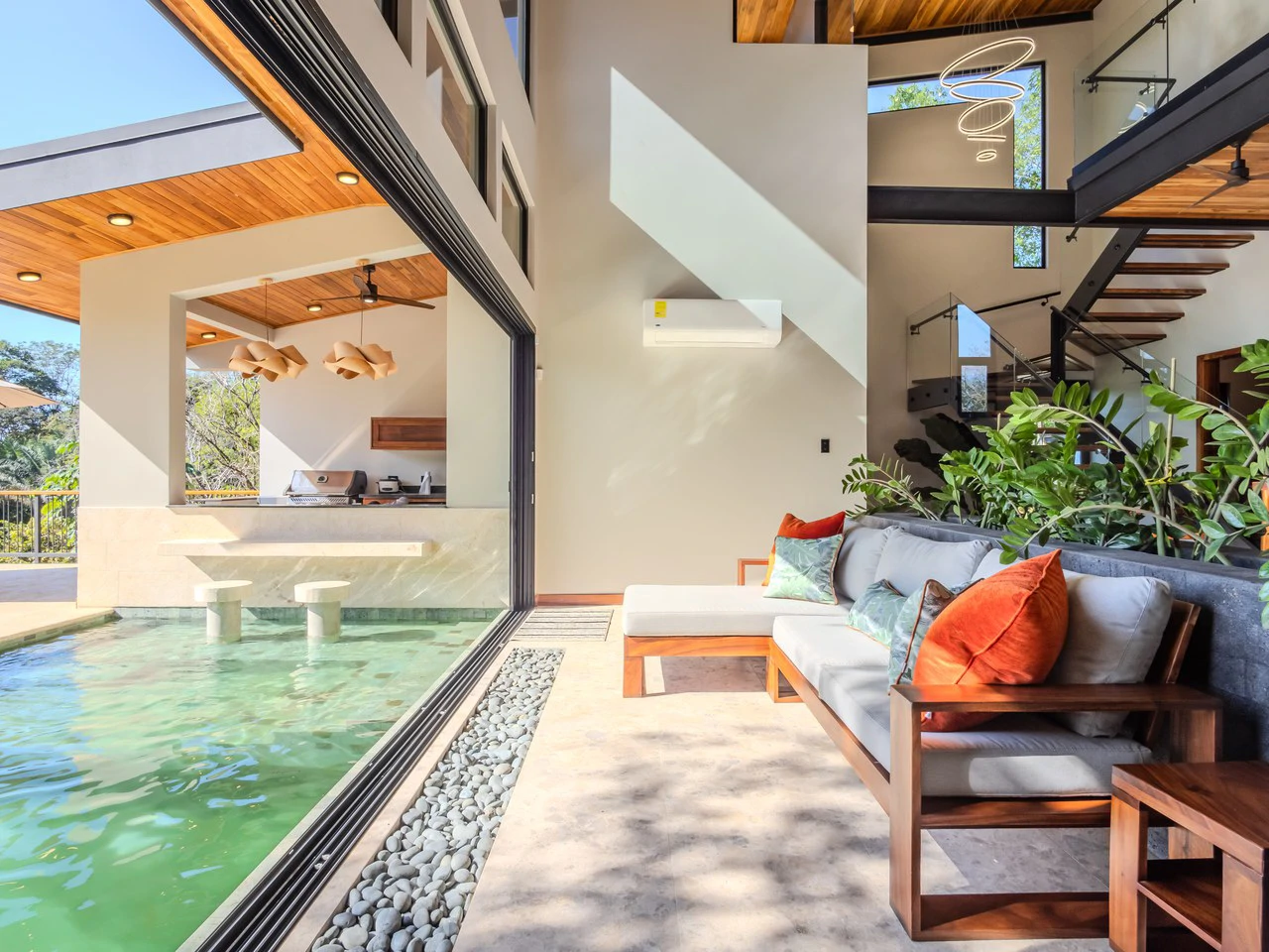 Luxury 3 Bedroom Home with Ocean Views in Downtown Uvita - Gallery image 21
