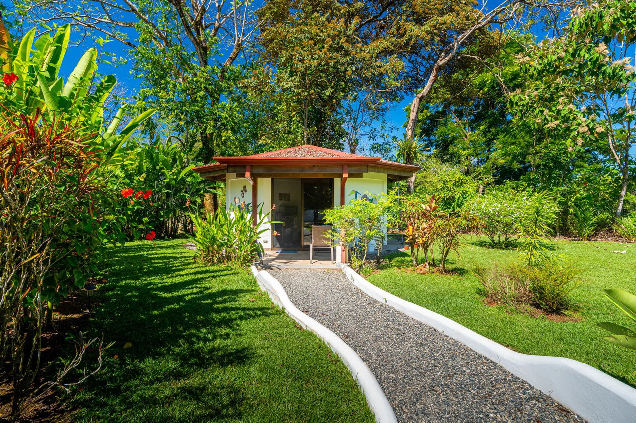 Villas Octagon: Prime Investment & Lifestyle Opportunity - Gallery image 16