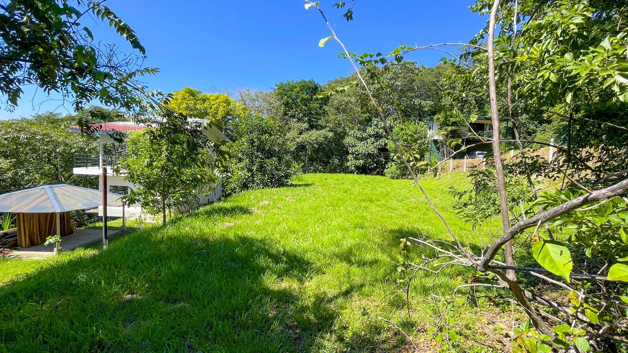 Lot for Sale in Escobal, Atenas- gravel road - Gallery image 2