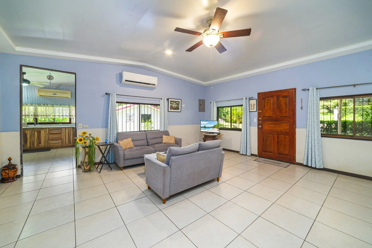 Casa Campo: Quiet Countryside Home Near Beaches - Gallery image 23