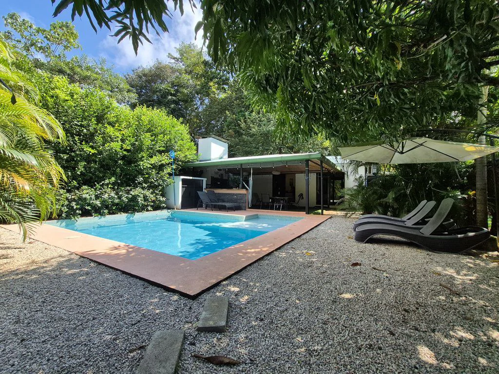 Casa Matteo: Family Comfort with Guest House and Pool, Just 5 Minutes from Carrillo Beach - Gallery image 12