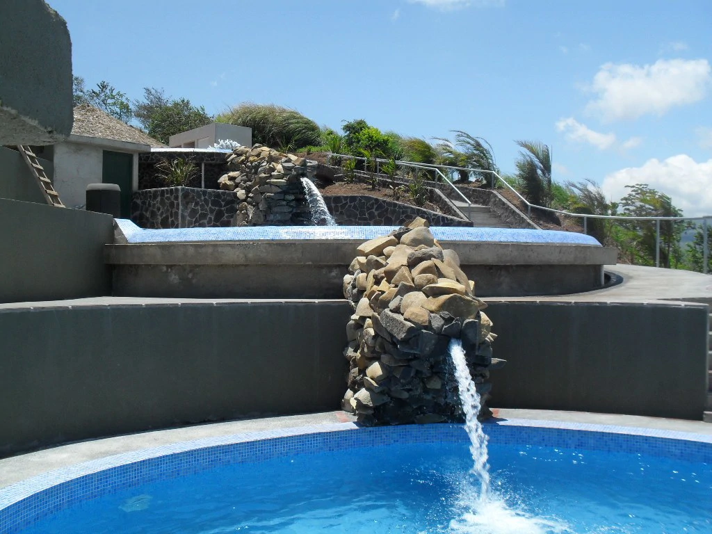 SELLER FINANCING AVAILABLE ! Luxurious Gated Condominium Community - Gallery image 4