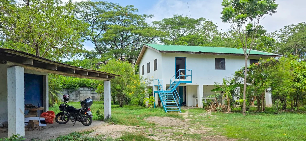 Casa Amaya: Charming House With Large Lot In Nosara