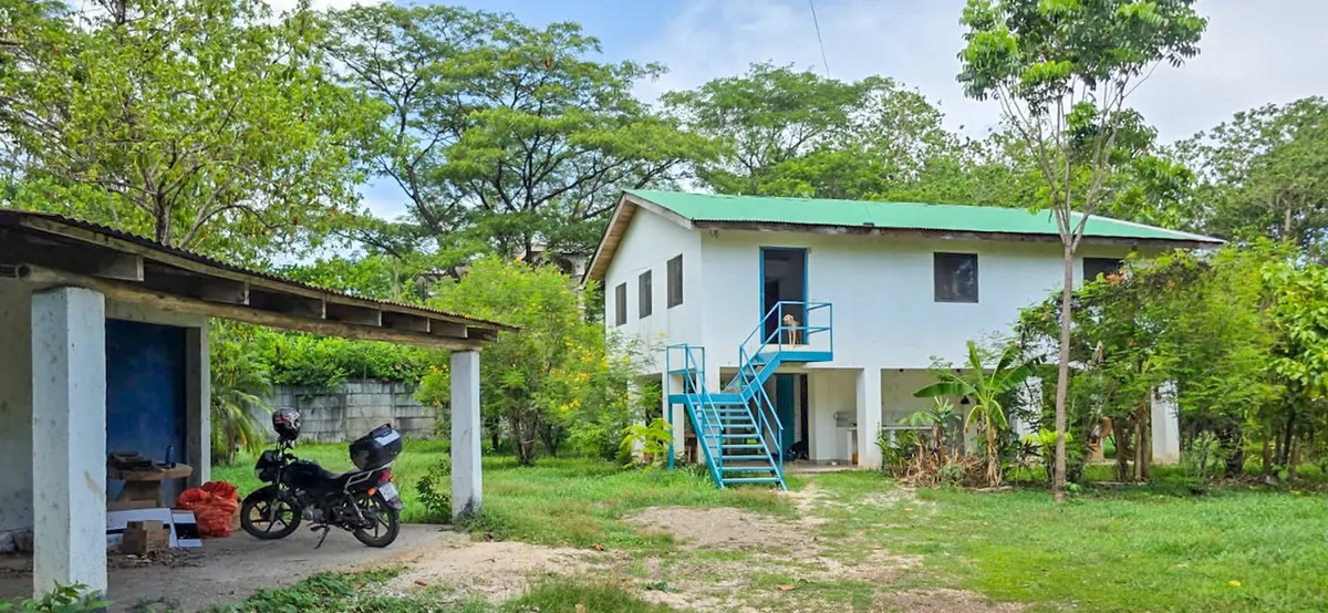 Casa Amaya: Charming House With Large Lot In Nosara