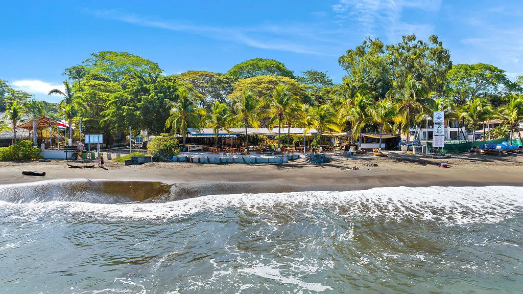Beachfront Restaurant: Titled Beachfront Land Included in Sale!  Great Business Opportunity! - Gallery image 24